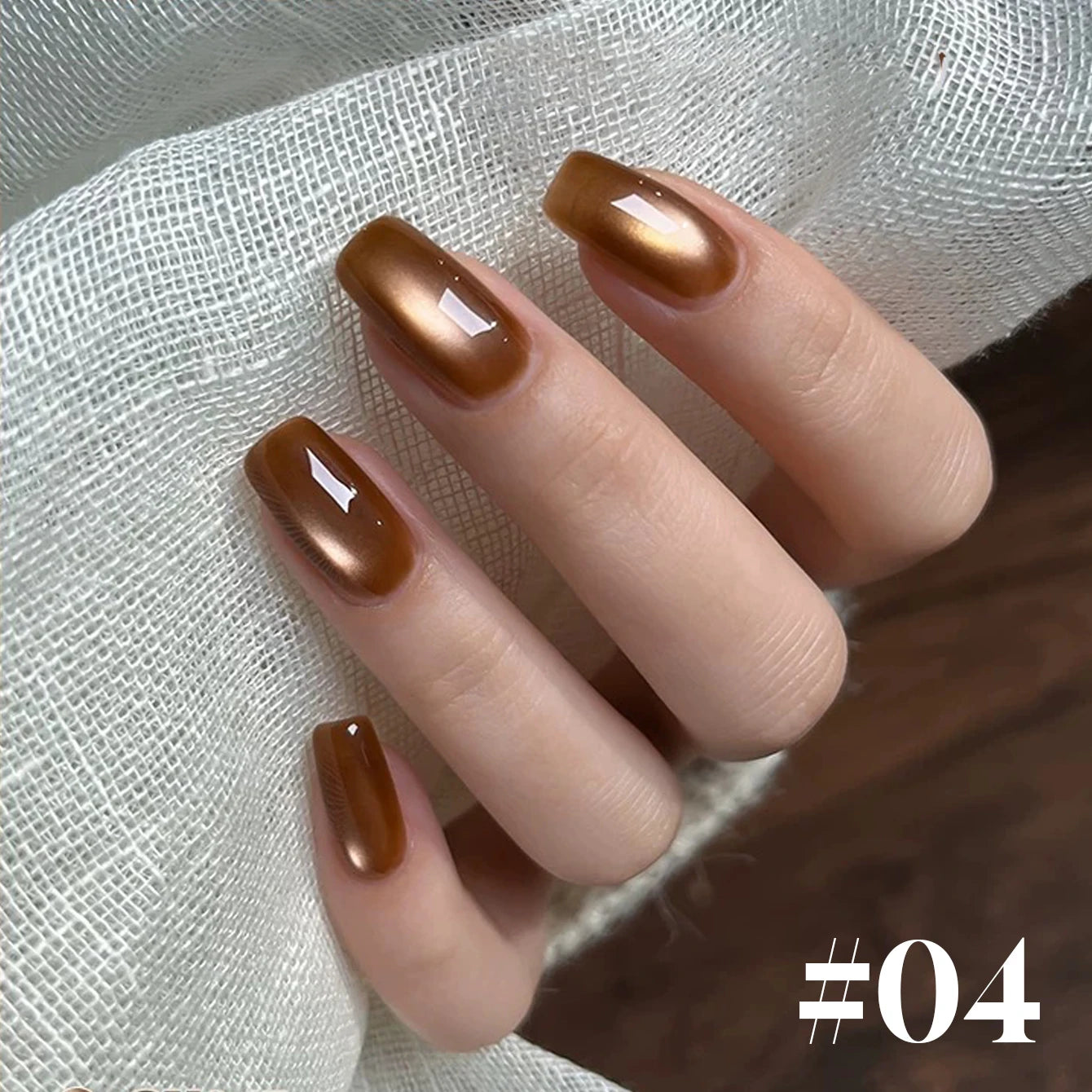 Brown Nails Champagne