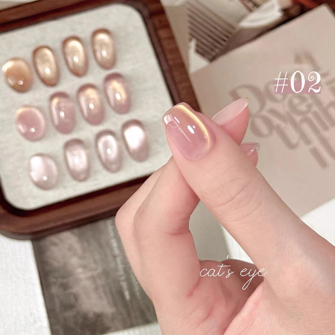 Winter Nails Pink Gold