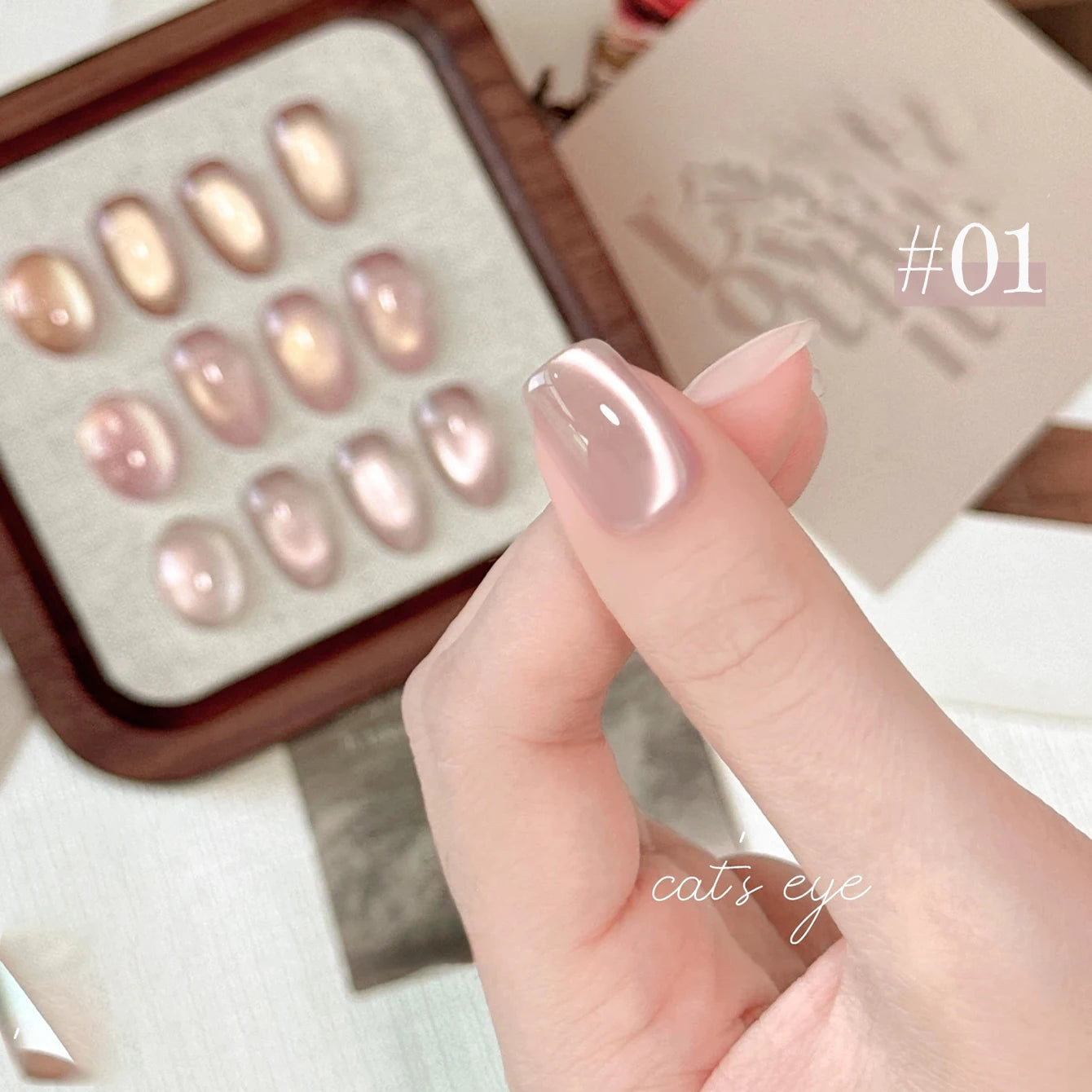 Winter Nails Pink Gold