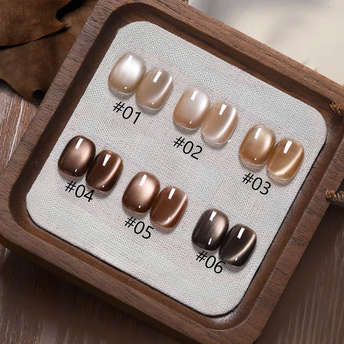 Brown Nails Champagne